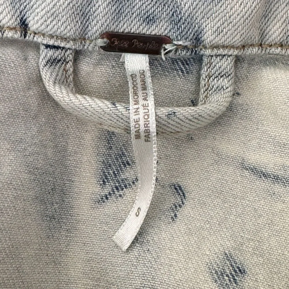 Free People Small Rumors Jean Jacket Button-Up Jones Tie-Dye Long Sleeve Pockets